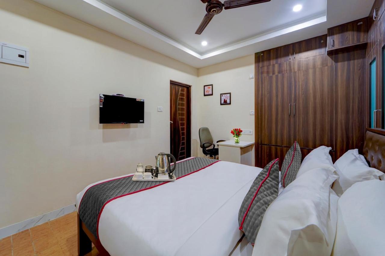 Super Townhouse G Silver Hotels Near Us Biometric Ченнаи Экстерьер фото
