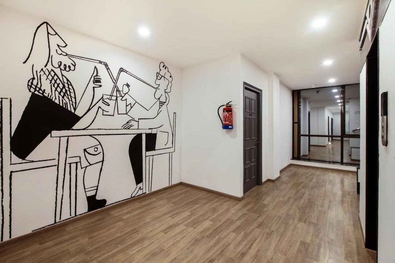 Super Townhouse G Silver Hotels Near Us Biometric Ченнаи Экстерьер фото